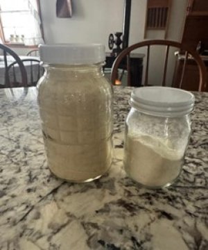Garlic powder in glass jars